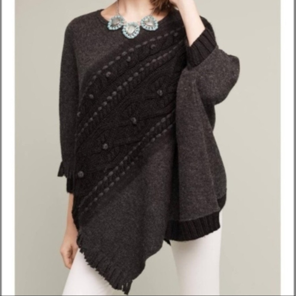 SOLD! Anthropologie Sleeping on Snow Poncho
